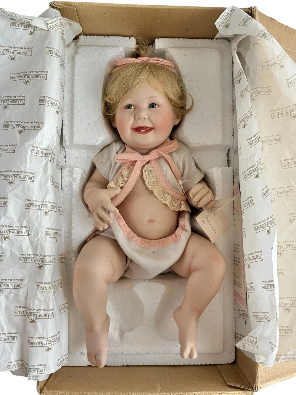 Ashton Drake Galleries Cute as a Button Baby Doll 14